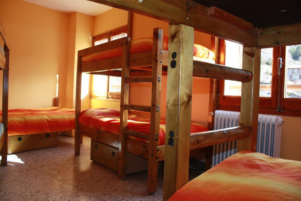 Hostel La Closa Castellar De N'Hug Exterior foto